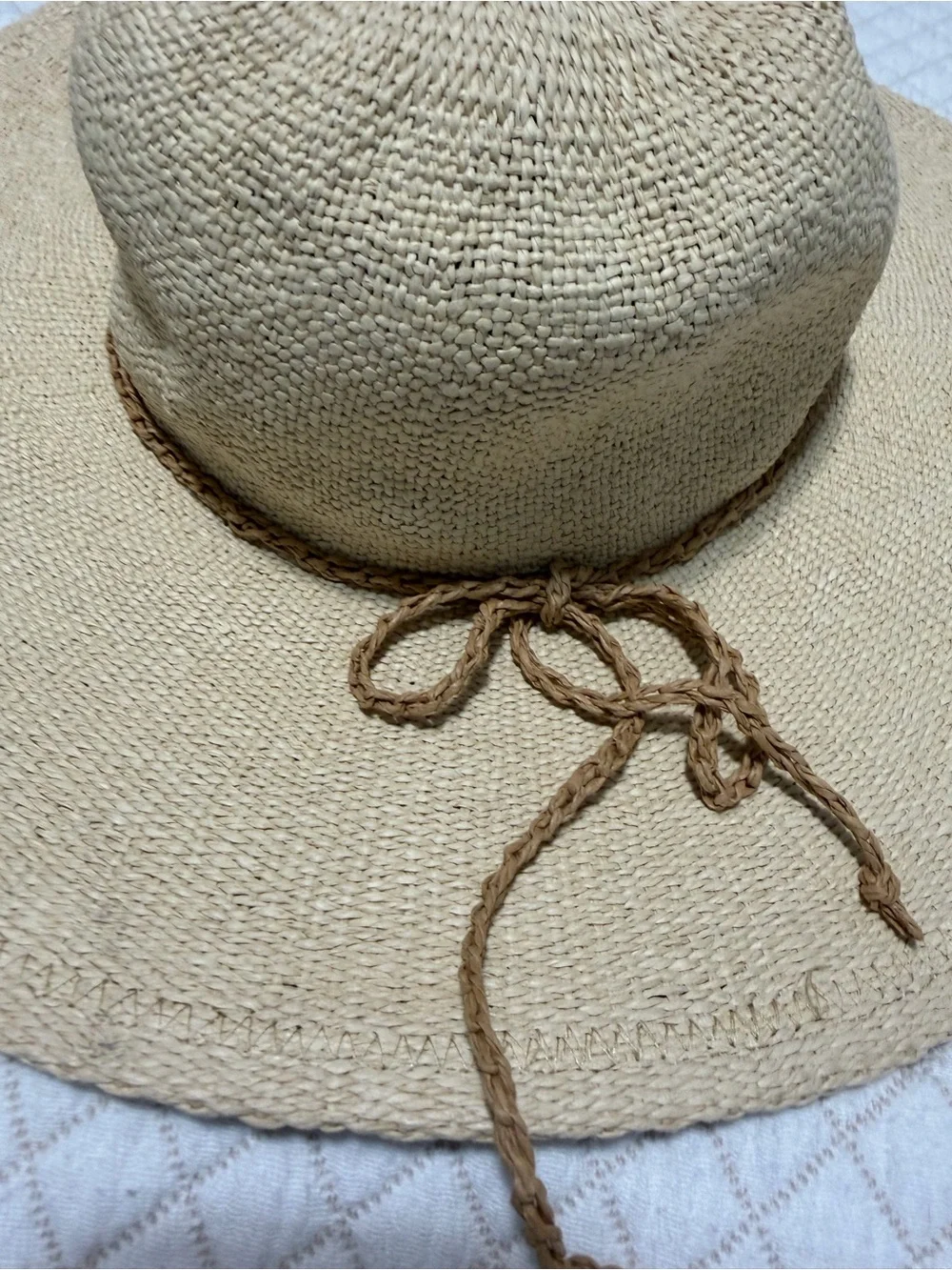 Peter Grimm Broad Brim Straw Sun Hat - Nude with Woven Bow Accent